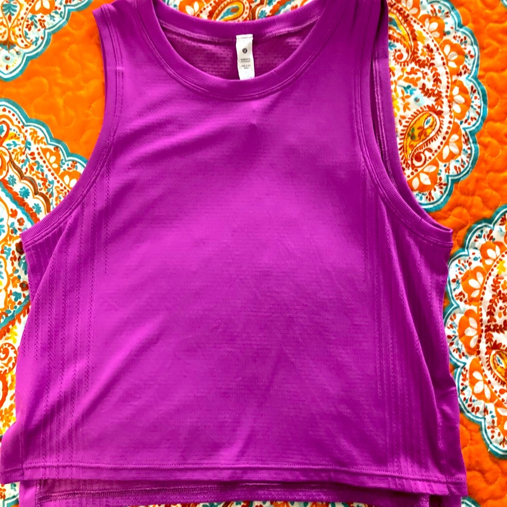 EUC Lululemon Train To Be tank - 4